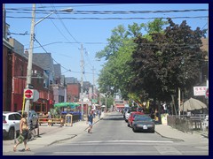 Kensington Market 01 - Kensington Avenue